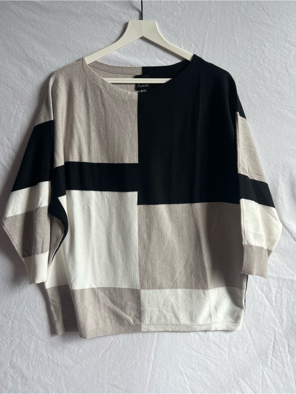 Colorblock Crewneck Sweater - Black, Gray, White